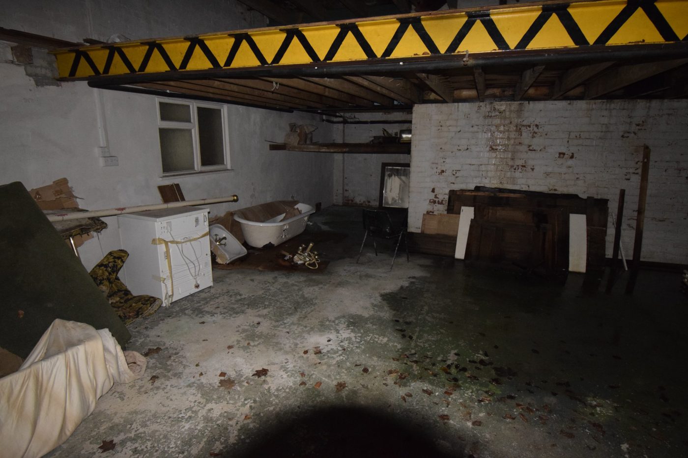 Craig y Don pre renovation gym